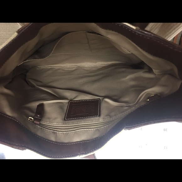 Coach shoulder hobo sadle purse - Picture 4 of 5